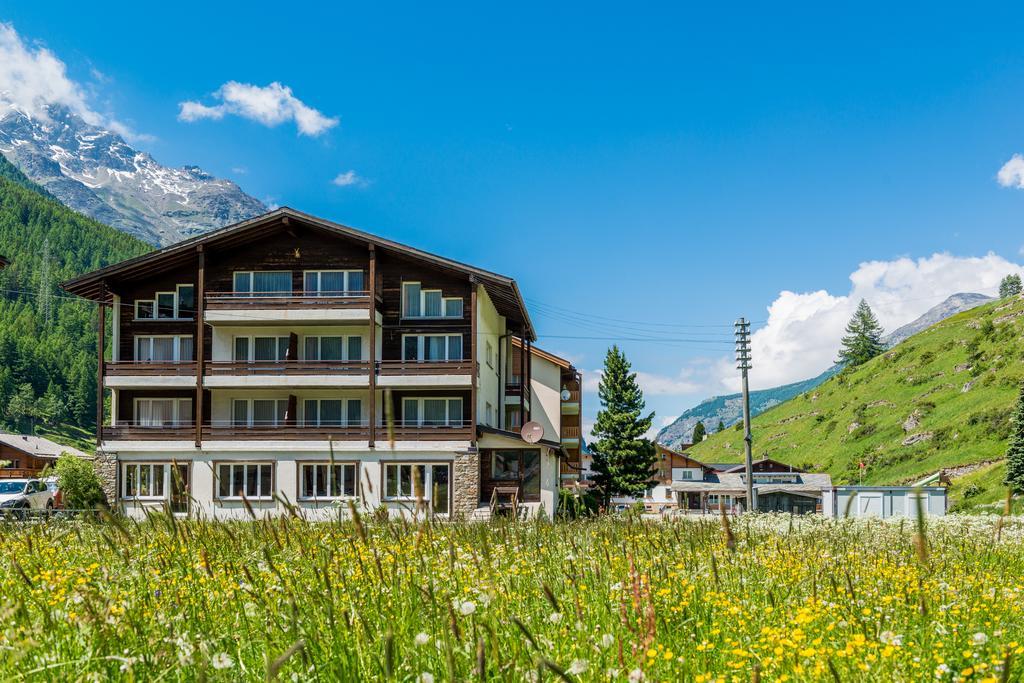 Apartments Atlas Saas-Grund Room photo